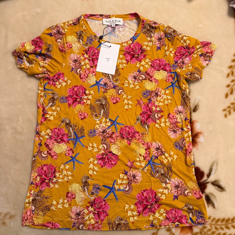 HALE BOB t-shirt. Small